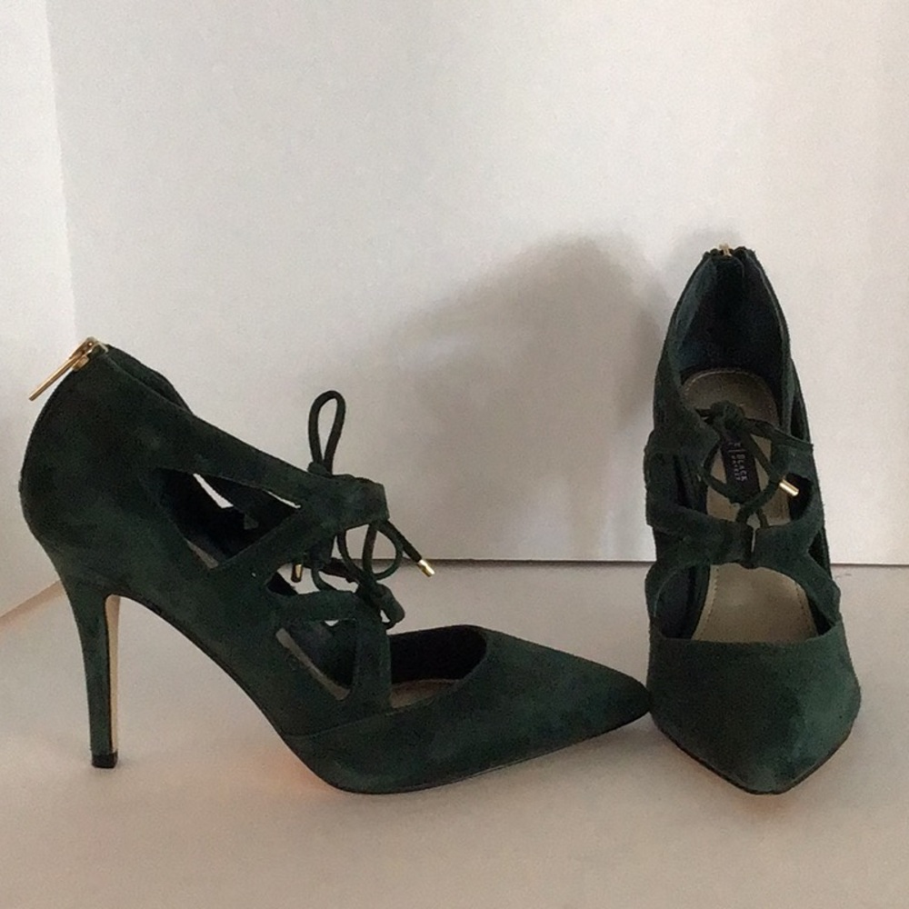 🔥🔥 50% OFF  🔥🔥.   WHITE HOUSE BLACK MARKET.       SUEDE PUMPS